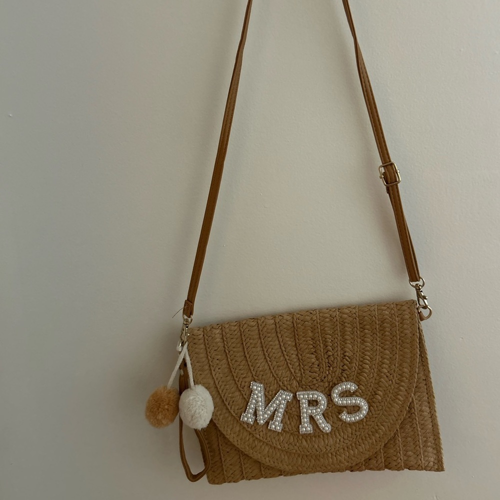 Mrs. Raffia Crossbody Bag in Light Brown